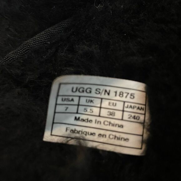 UGG Short Boots Authentic Mongolian Sheepskin Black 7 - Picture 6 of 8